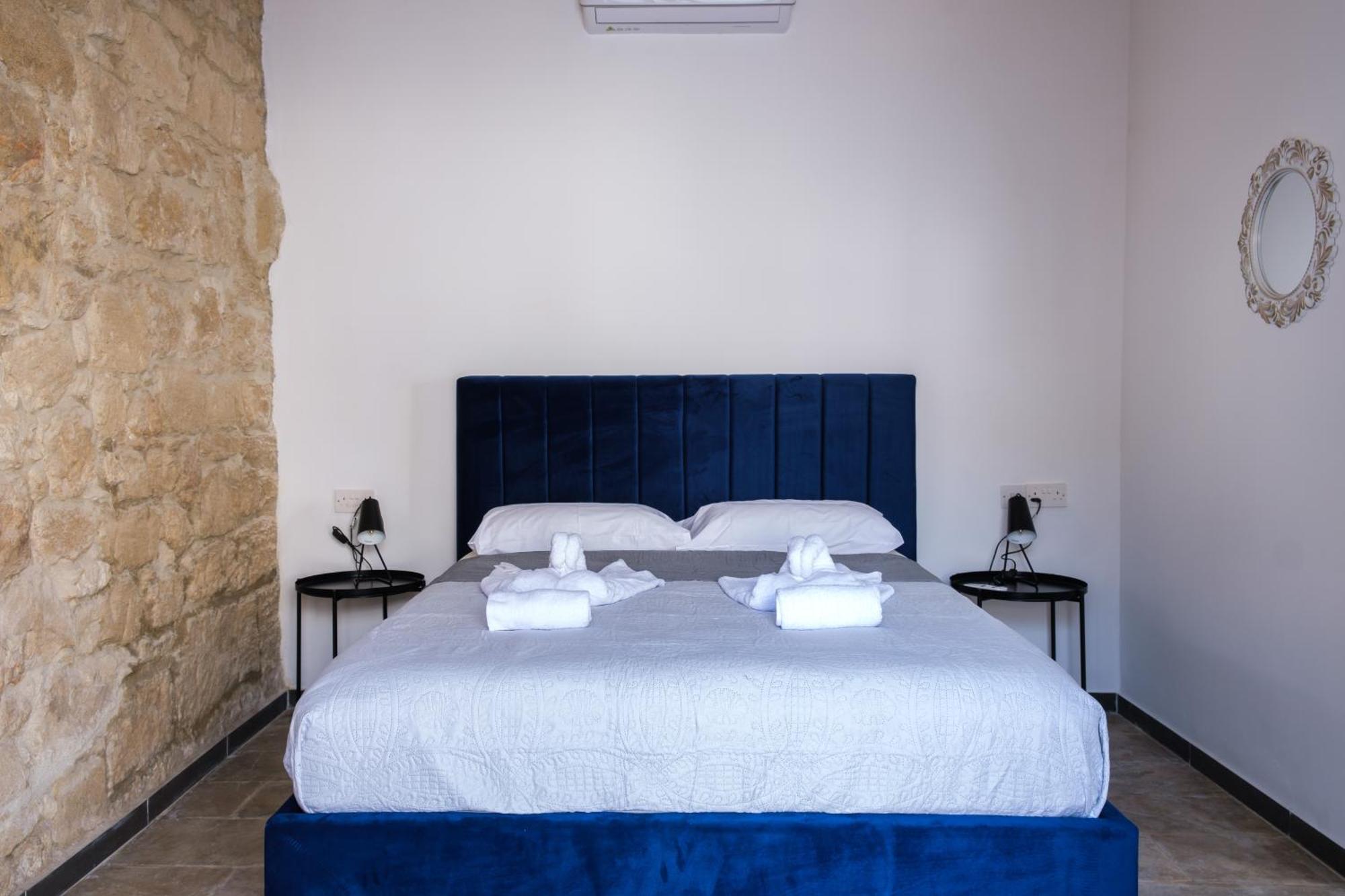 Royal Stay Luxury Homes Πάφος Δωμάτιο φωτογραφία