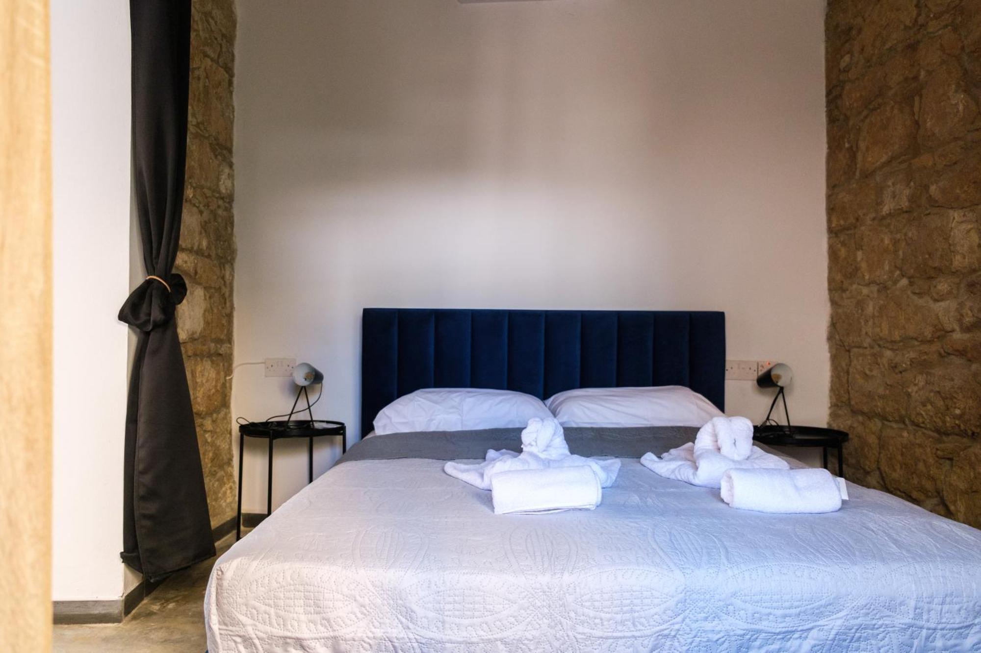 Royal Stay Luxury Homes Πάφος Δωμάτιο φωτογραφία